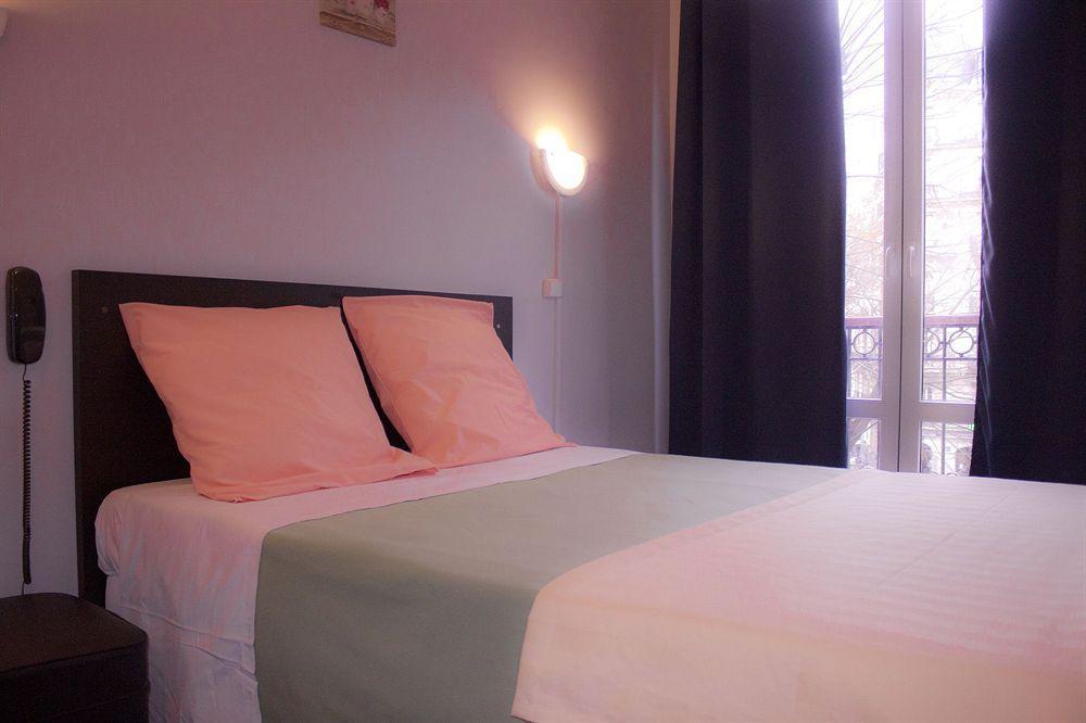 Hotel Bien-Etre ปารีส ภายนอก รูปภาพ
